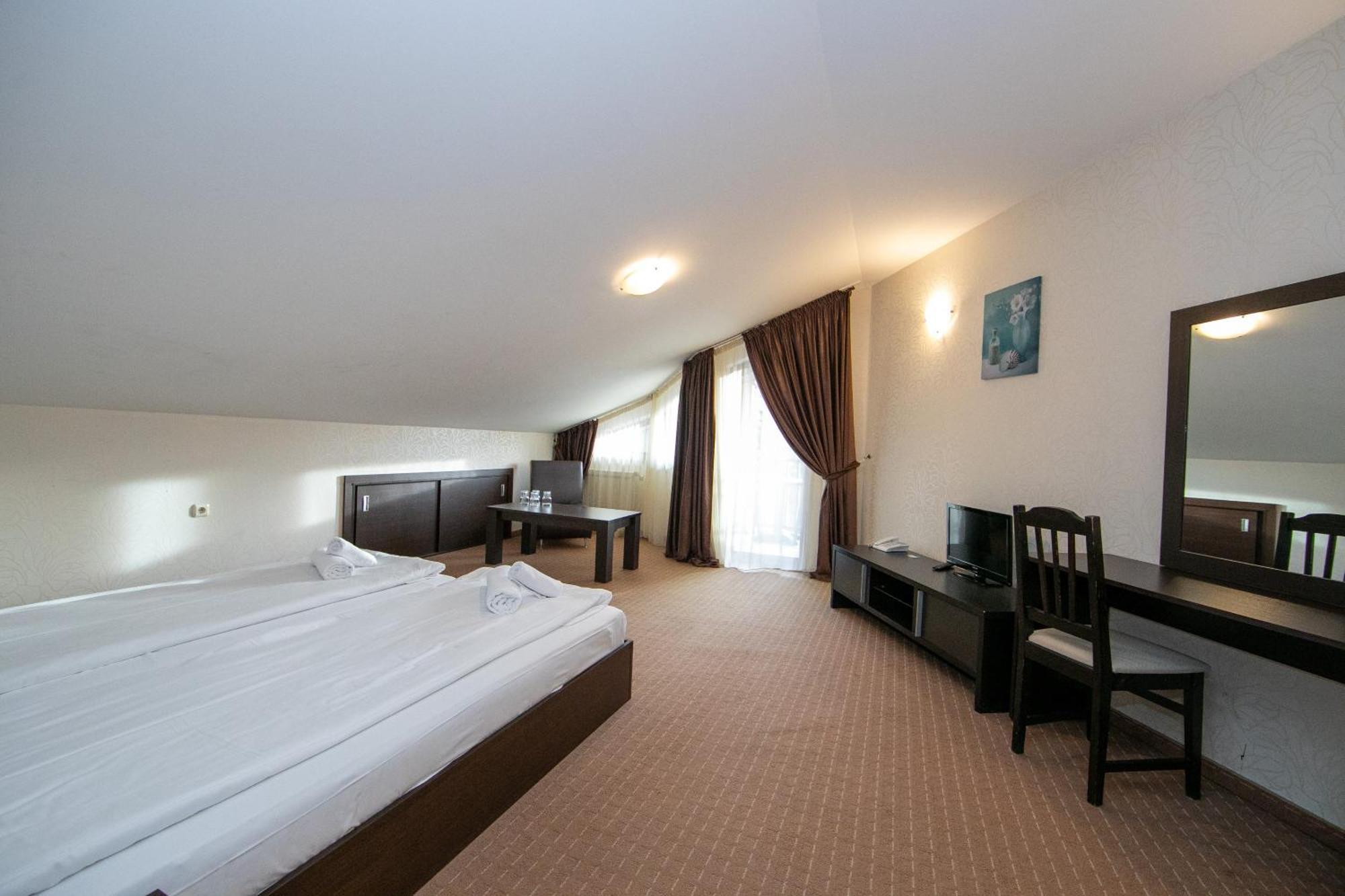 Iceberg Otel 4*